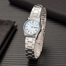 Load image into Gallery viewer, Casio watch women Quartz
